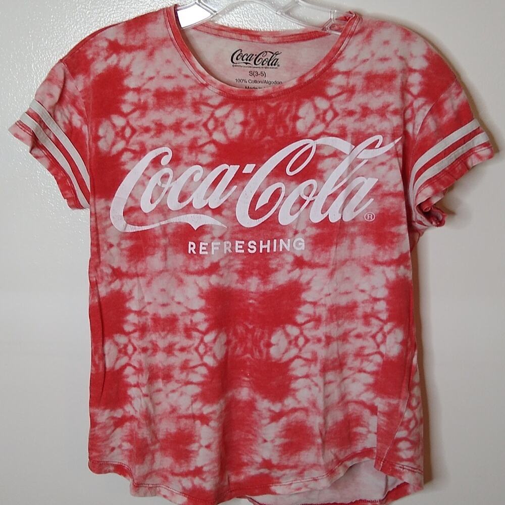 Coca Cola girls size 3-5 Coca Cola tee shirt.